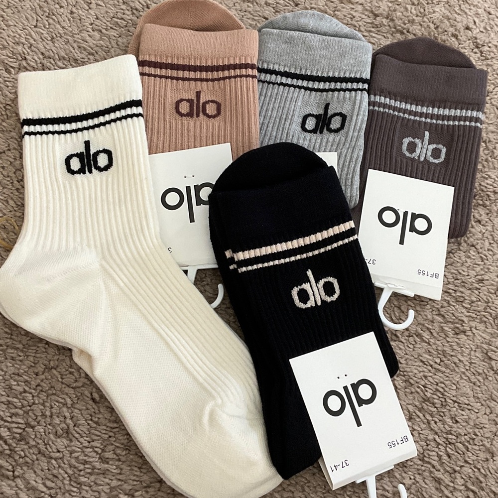 ALO Yoga Men's  and Women’s Cashmere Casual Socks Cream, Tan, Gray, Black, Brown
